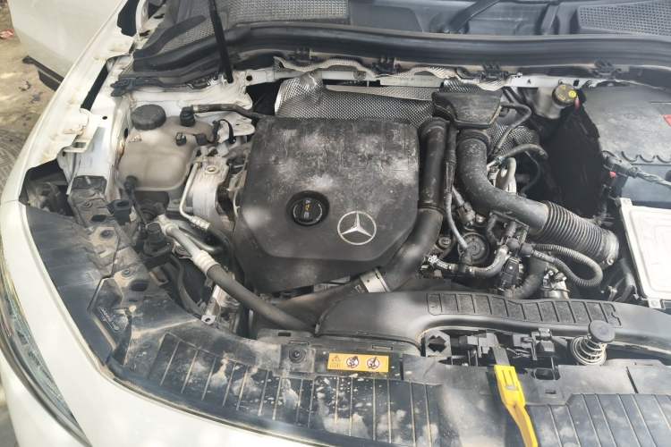 Used Mercedes-Benz GLA 2020 GLA 200 Engine Bay Right