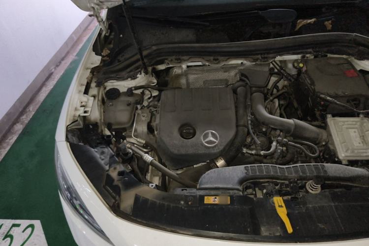 Used Mercedes-Benz GLA 2020 GLA 200 Engine Bay Right