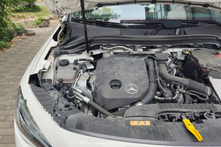 Used Mercedes-Benz GLA 2020 GLA 200 Engine Bay Right