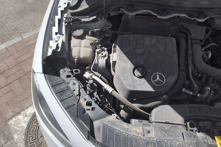 Used Mercedes-Benz GLA 2020 GLA 180 Engine Bay Right