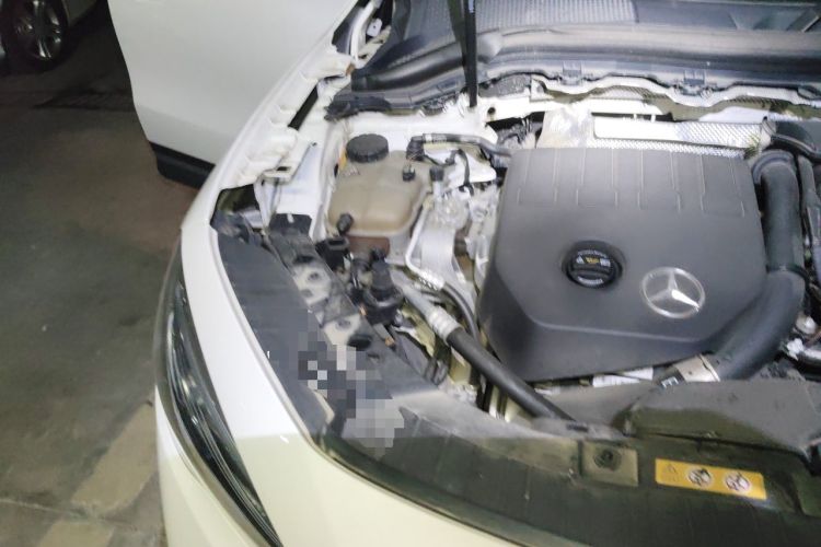 Used Mercedes-Benz GLA 2020 GLA 200 Engine Bay Right