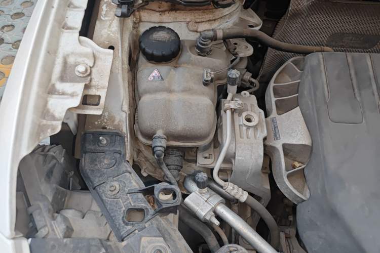 Used Mercedes-Benz GLA 2020 GLA 200 Engine Bay Right