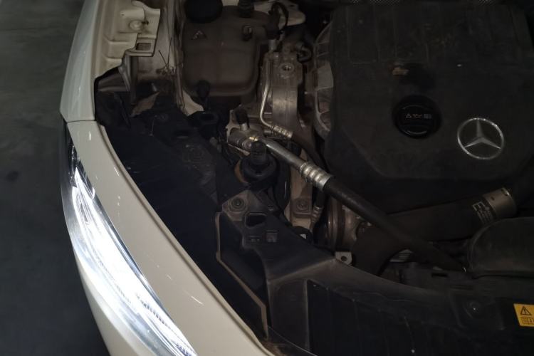 Used Mercedes-Benz GLA 2020 GLA 200 Engine Bay Right
