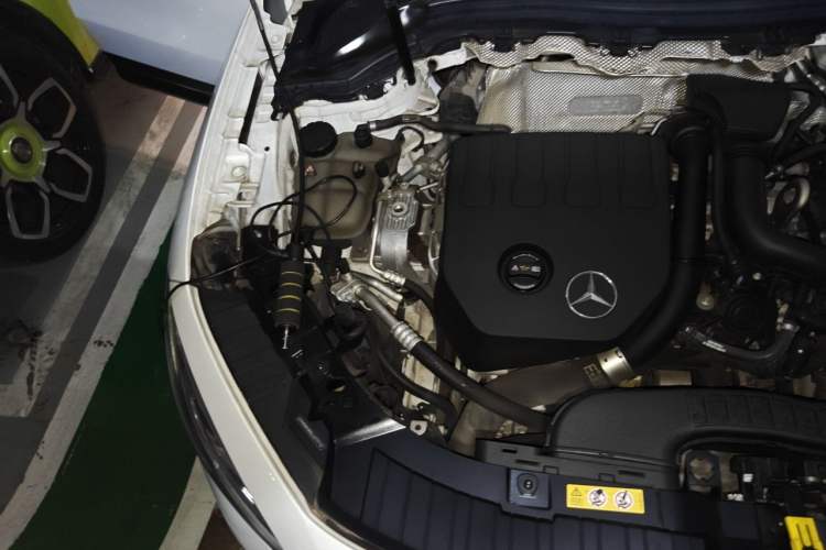 Used Mercedes-Benz GLA 2020 GLA 200 Engine Bay Right