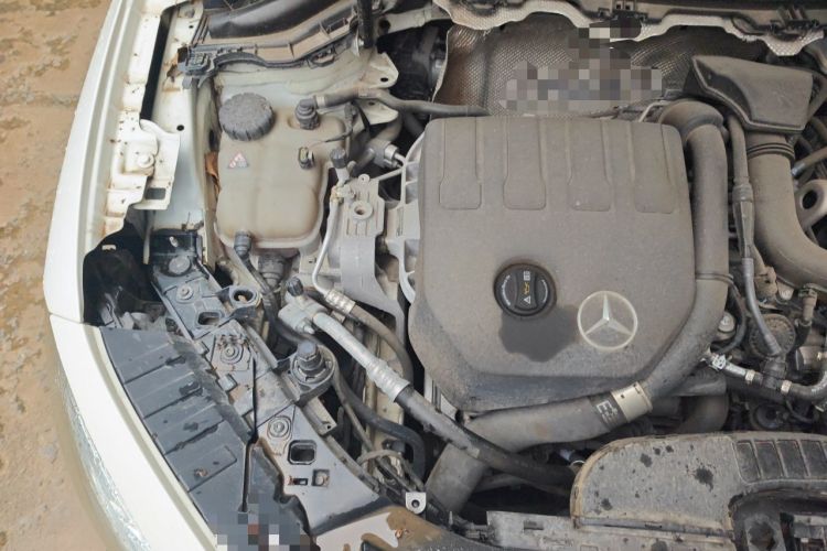 Used Mercedes-Benz GLA 2020 GLA 200 4MATIC Engine Bay Right