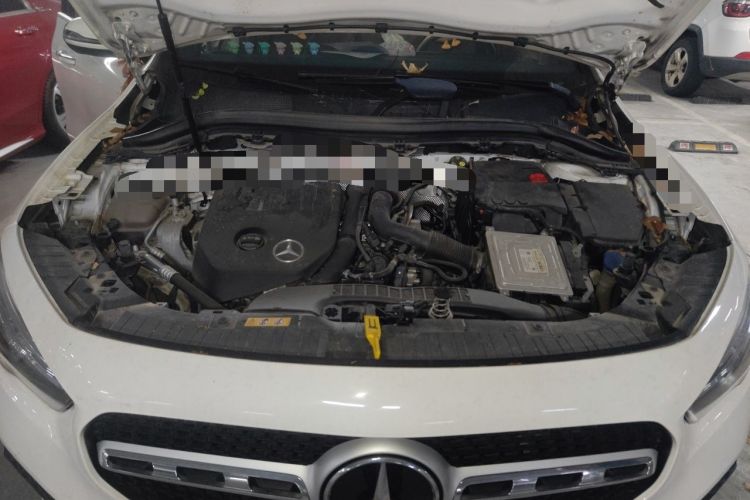 Used Mercedes-Benz GLA 2020 GLA 200 Engine Bay