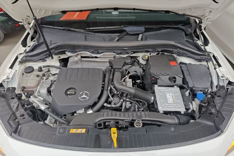 Used Mercedes-Benz GLA 2020 GLA 200 Engine Bay