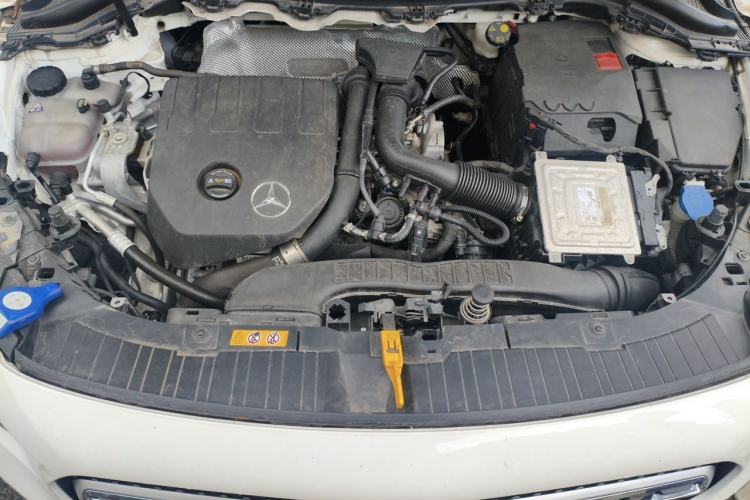 Used Mercedes-Benz GLA 2020 GLA 180 Engine Bay