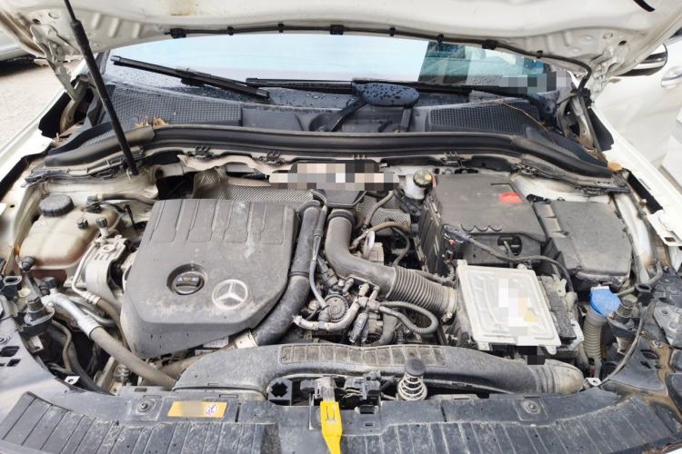 Used Mercedes-Benz GLA 2020 GLA 200 Engine Bay