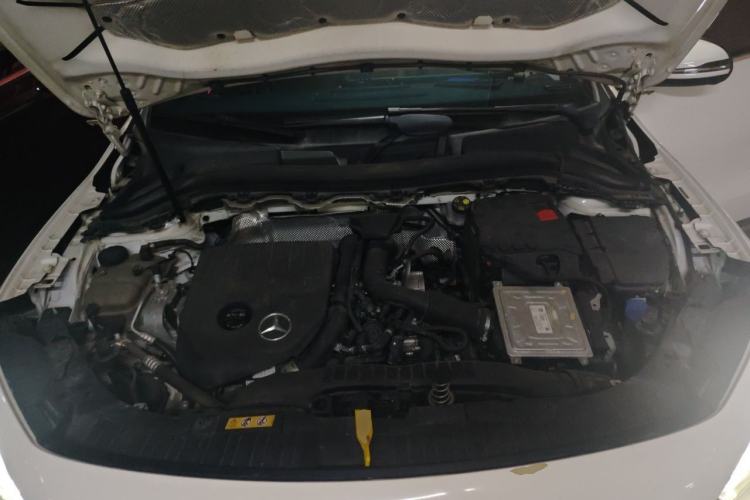 Used Mercedes-Benz GLA 2020 GLA 200 Engine Bay