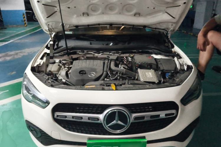 Used Mercedes-Benz GLA 2020 GLA 200 Engine Bay