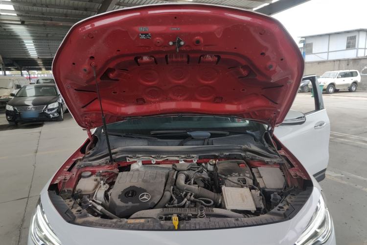 Used Mercedes-Benz GLA 2020 GLA 200 Engine Bay
