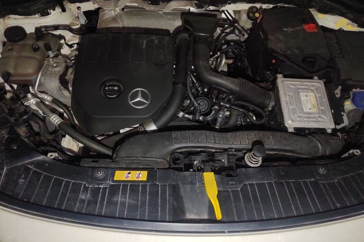 Used Mercedes-Benz GLA 2020 GLA 200 Engine Bay