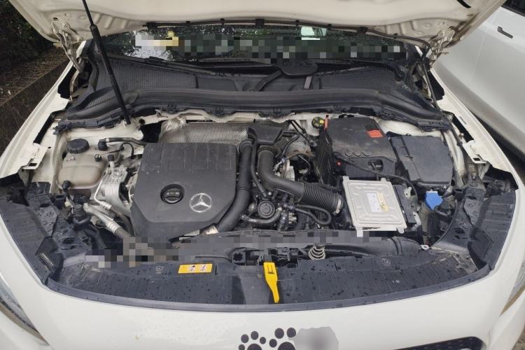 Used Mercedes-Benz GLA 2020 GLA 200 Engine Bay