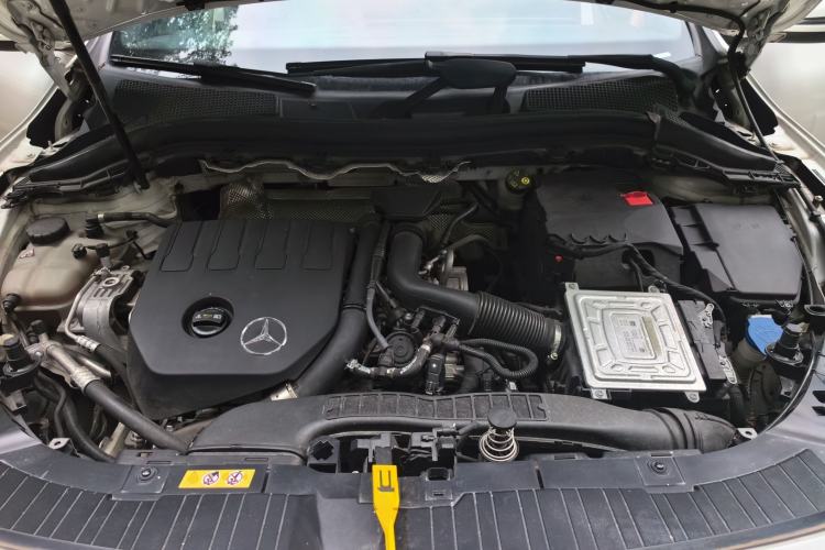 Used Mercedes-Benz GLA 2020 GLA 200 Engine Bay
