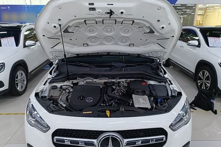 Used Mercedes-Benz GLA 2020 GLA 200 Engine Bay