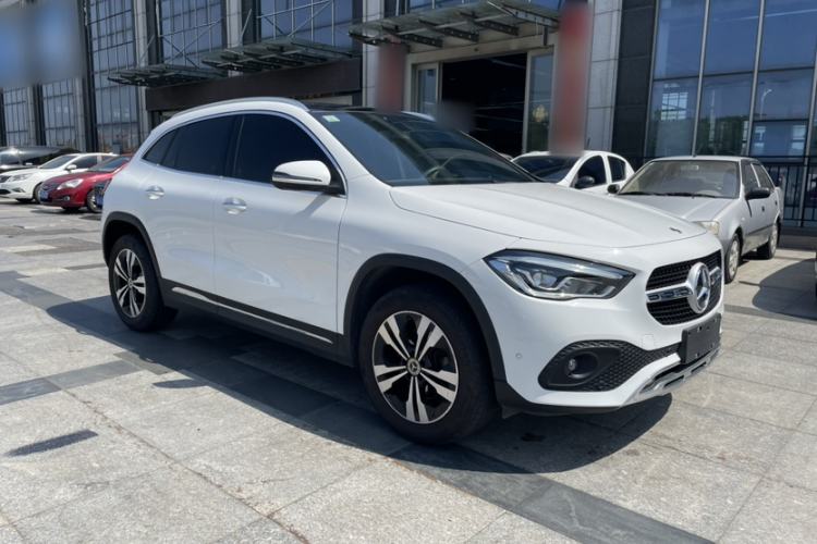 Used Mercedes-Benz GLA 2020 GLA 200 Exterior 2