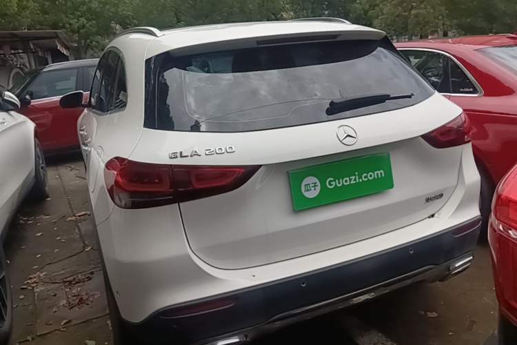 Used Mercedes-Benz GLA 2020 GLA 200 Exterior 2
