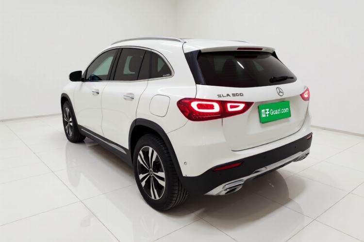 Used Mercedes-Benz GLA 2020 GLA 200 Exterior 2