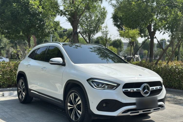 Used Mercedes-Benz GLA 2020 GLA 200 Exterior 2