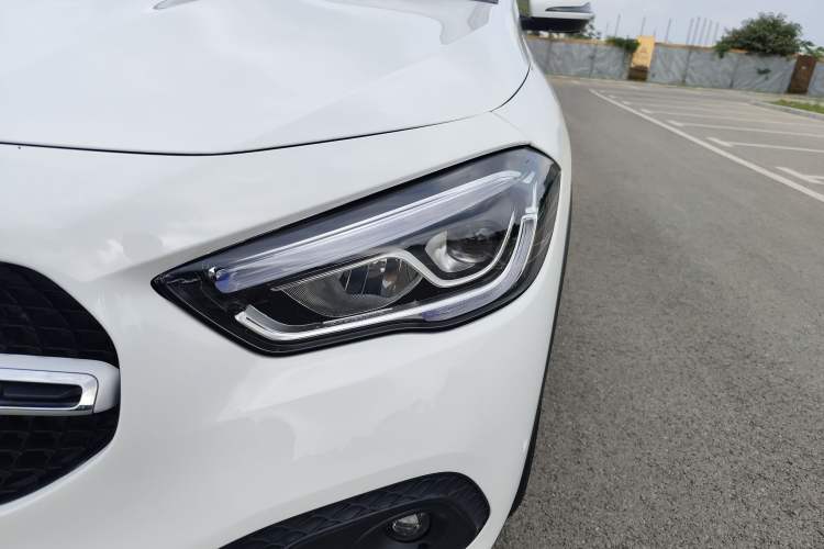 Used Mercedes-Benz GLA 2020 GLA 200 Exterior 2