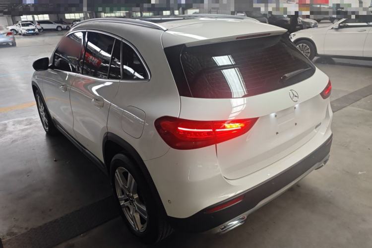Used Mercedes-Benz GLA 2020 GLA 180 Exterior 2