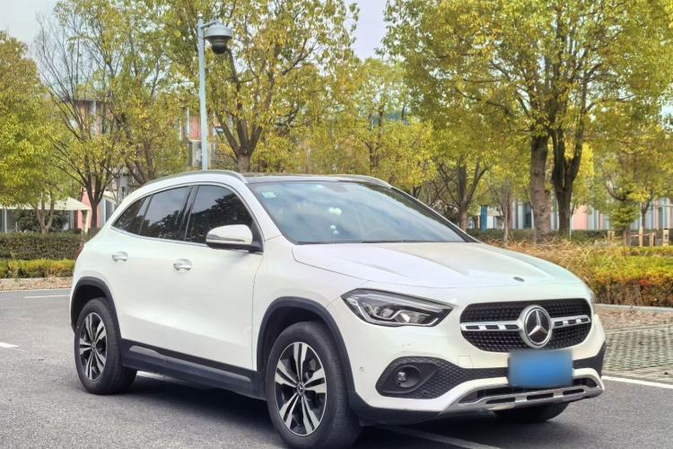 Used Mercedes-Benz GLA 2020 GLA 200 Exterior 2