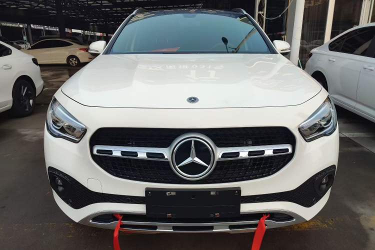 Used Mercedes-Benz GLA 2020 GLA 200 Exterior 3