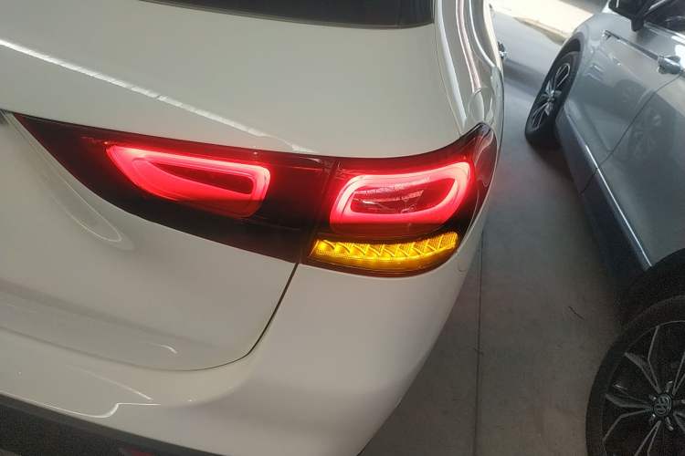 Used Mercedes-Benz GLA 2020 GLA 200 Exterior 3