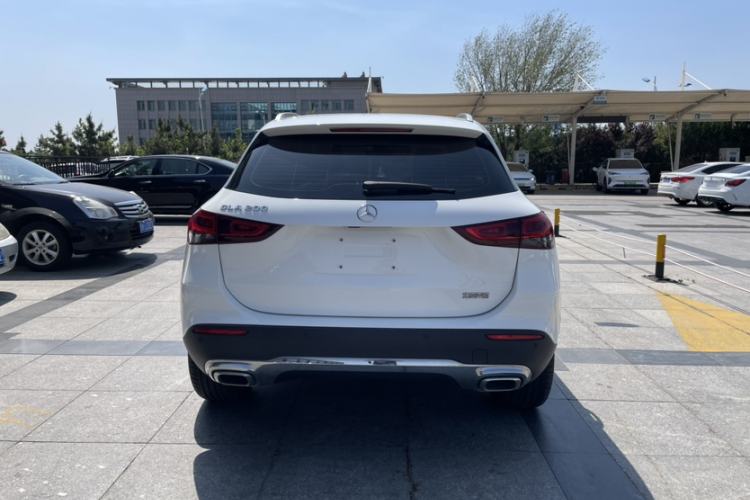Used Mercedes-Benz GLA 2020 GLA 200 Exterior 4