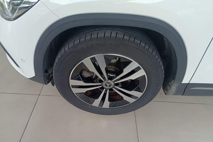 Used Mercedes-Benz GLA 2020 GLA 200 Exterior 4
