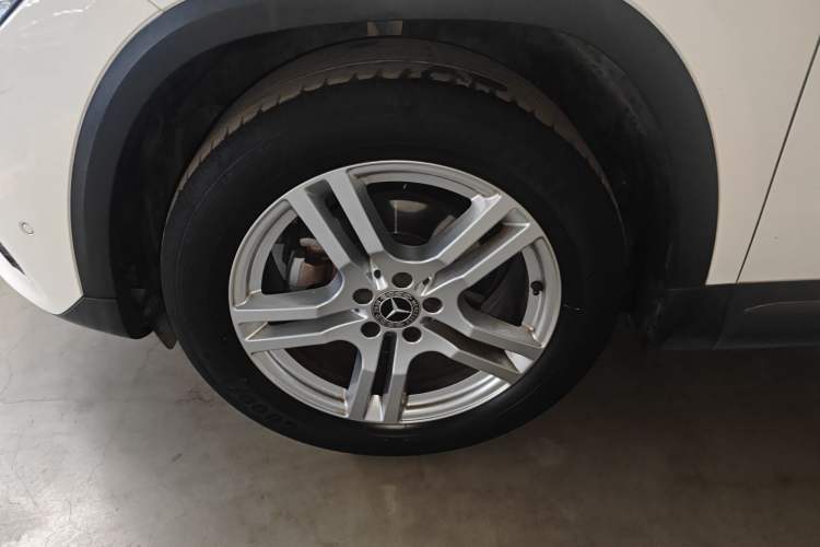Used Mercedes-Benz GLA 2020 GLA 180 Exterior 4