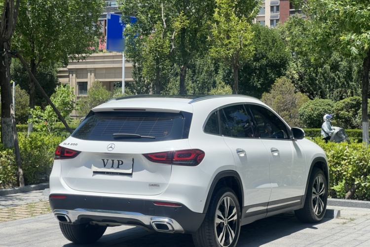 Used Mercedes-Benz GLA 2020 GLA 200 Exterior 4