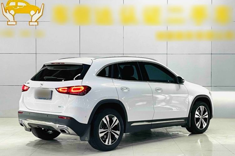 Used Mercedes-Benz GLA 2020 GLA 200 Exterior 4