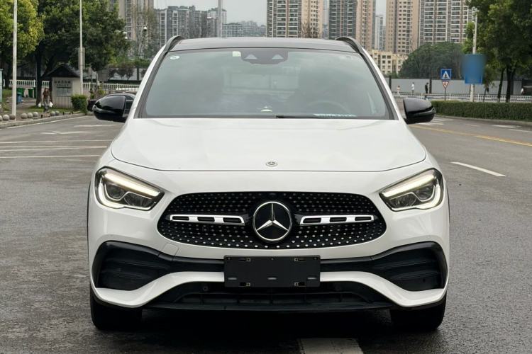 Used Mercedes-Benz GLA 2020 GLA 200 4MATIC Exterior 4