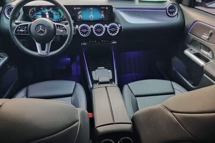 Used Mercedes-Benz GLA 2020 GLA 200 Exterior 8