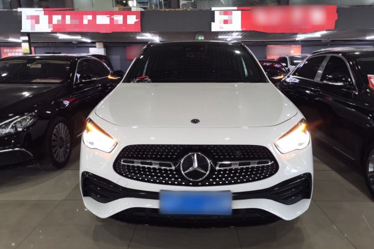 Used Mercedes-Benz GLA 2020 GLA 200 4MATIC Front