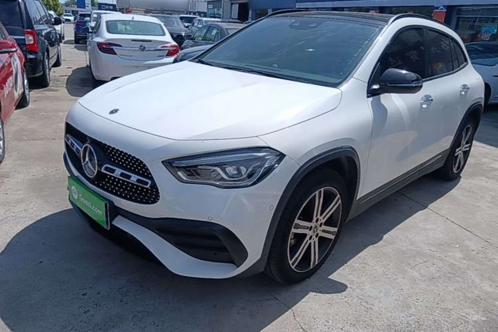 Used Mercedes-Benz GLA 2020 GLA 200 4MATIC Front Left 45 Deg