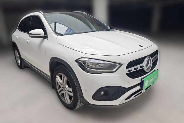 Used Mercedes-Benz GLA 2020 GLA 180 Front Right 45 Deg