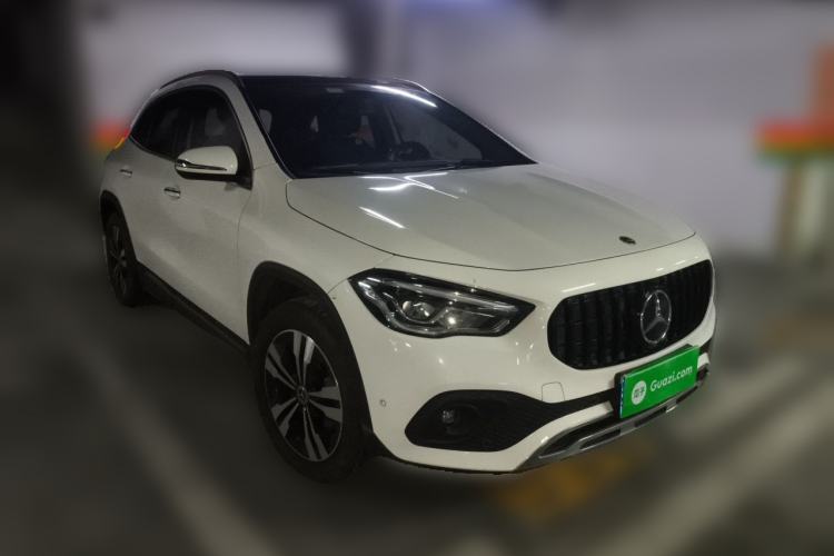 Used Mercedes-Benz GLA 2020 GLA 200 Front Right 45 Deg