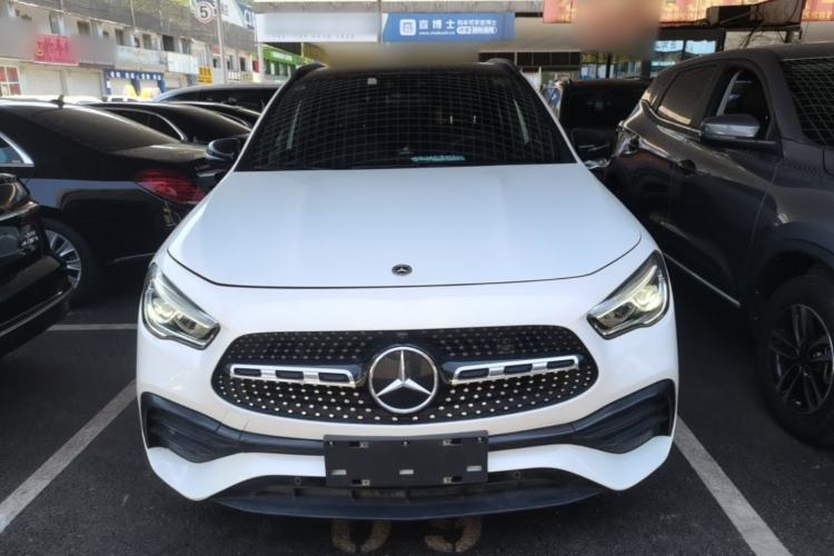 Used Mercedes-Benz GLA 2020 GLA 200 4MATIC Front