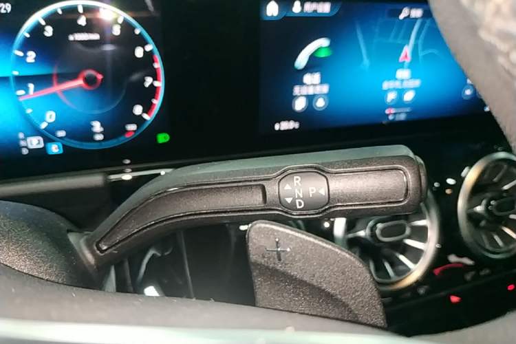 Used Mercedes-Benz GLA 2020 GLA 200 Gear Lever