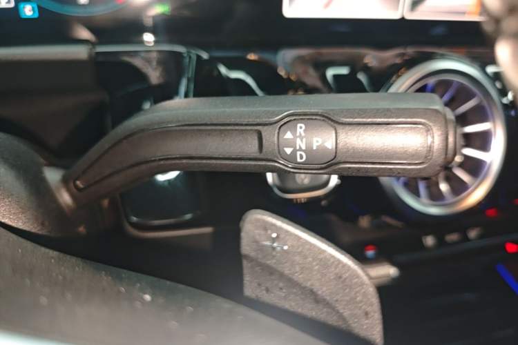 Used Mercedes-Benz GLA 2020 GLA 200 Gear Lever