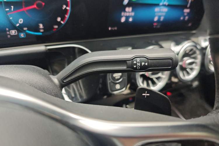 Used Mercedes-Benz GLA 2020 GLA 180 Gear Lever