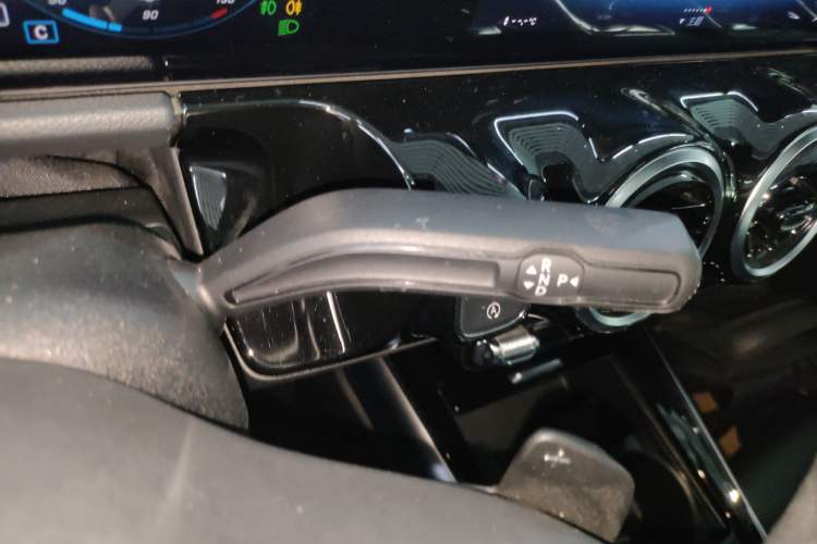 Used Mercedes-Benz GLA 2020 GLA 180 Gear Lever