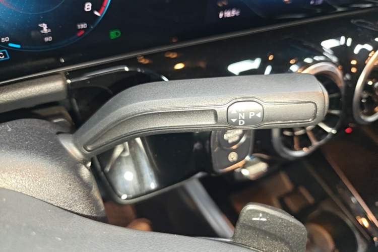 Used Mercedes-Benz GLA 2020 GLA 180 Gear Lever