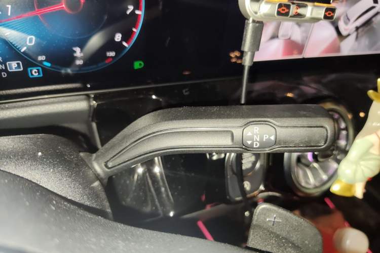 Used Mercedes-Benz GLA 2020 GLA 200 Gear Lever