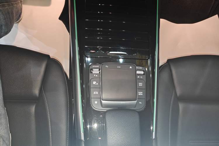Used Mercedes-Benz GLA 2020 GLA 200 Gear Lever