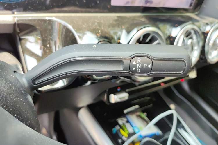 Used Mercedes-Benz GLA 2020 GLA 200 Gear Lever