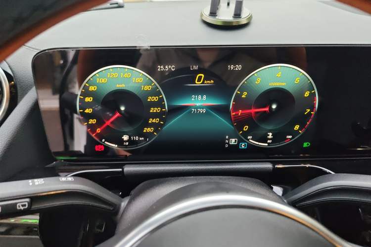 Used Mercedes-Benz GLA 2020 GLA 180 Instrument Cluster